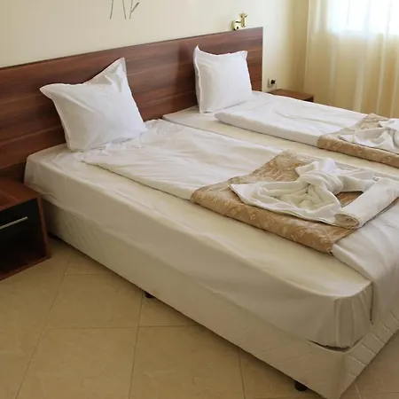 فندق Brilliance فارنا