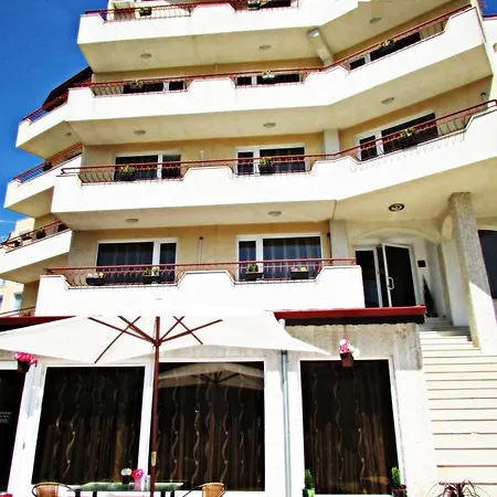 Hotell Brilliance 3*
