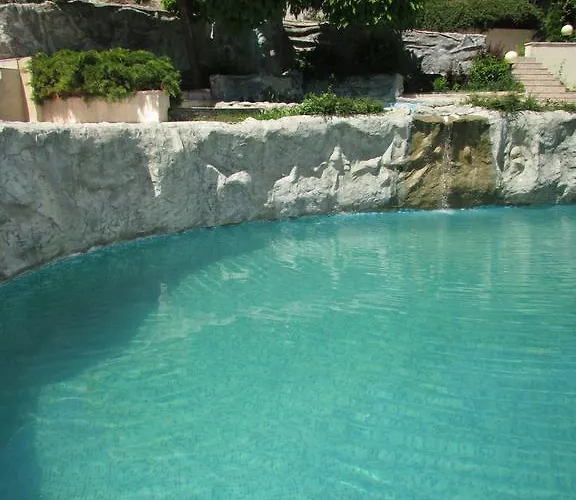 Отель Brilliance